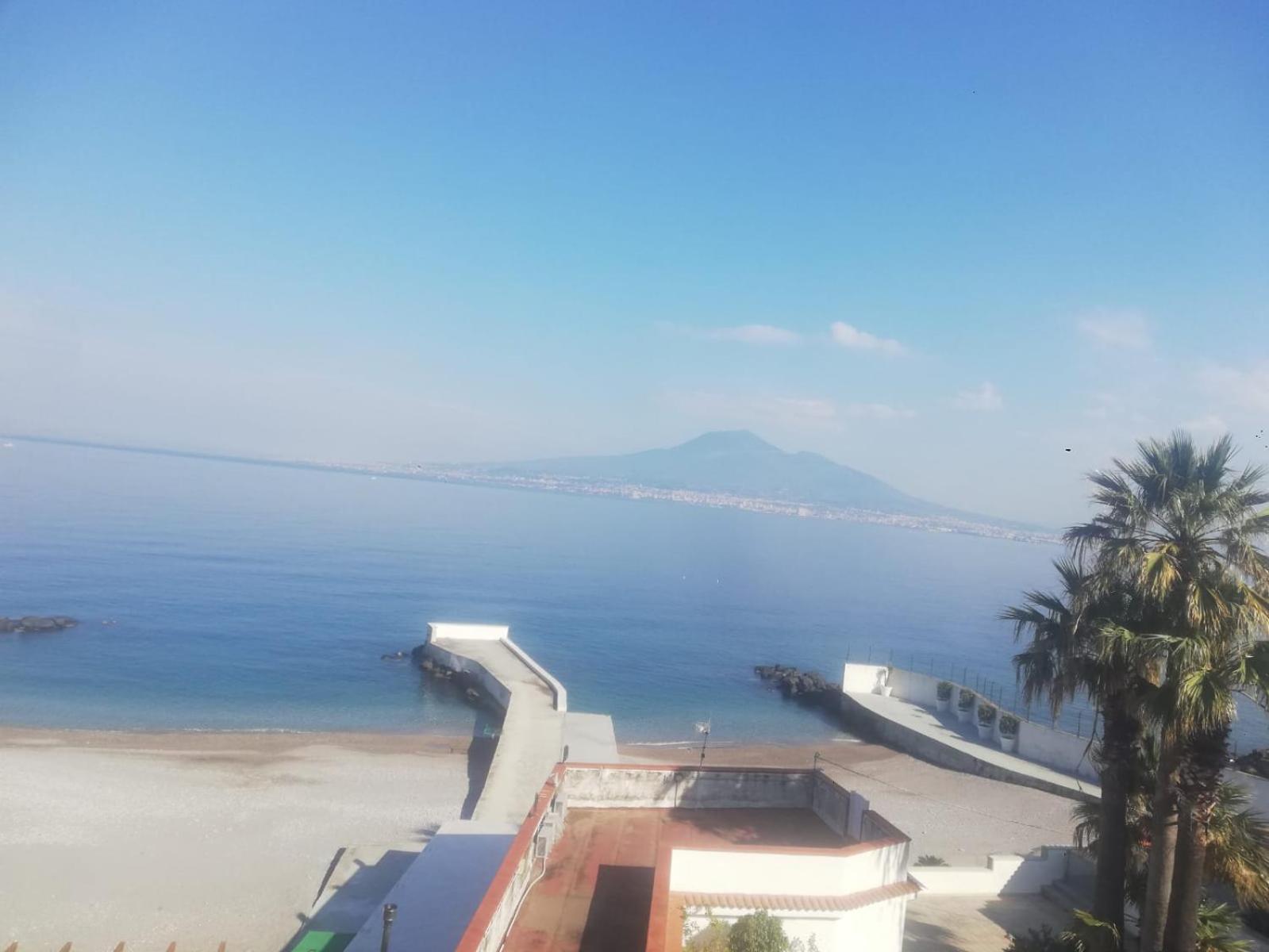 Maremonti Apartments Castellammare di Stabia Bagian luar foto